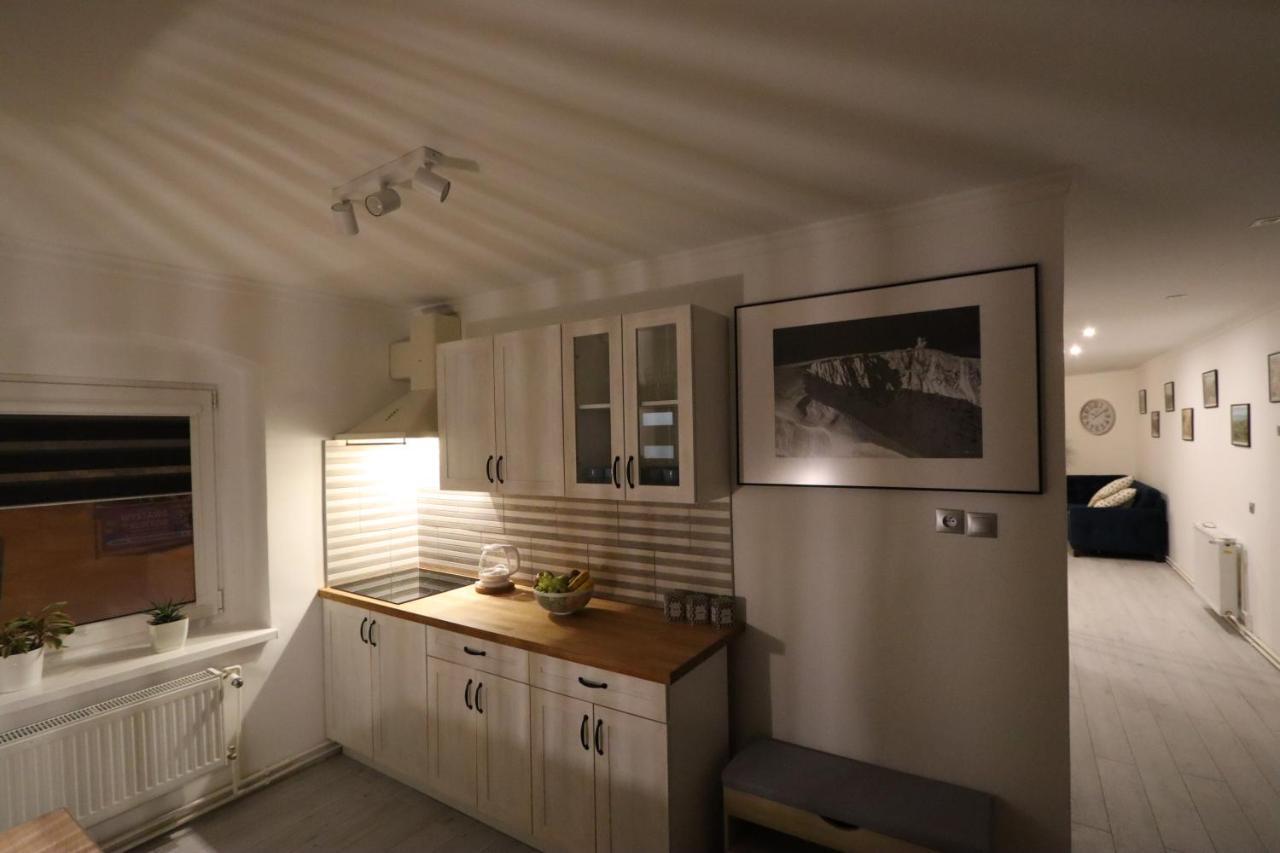 스클라르스카포렘바 Apartament Przy Skwerku 아파트 외부 사진